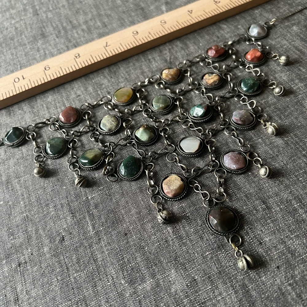 Beautiful vintage, semi precious stone statement necklace